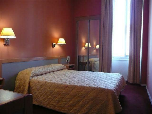 Hotel - Restaurant De La Paix Barbotan-les-Thermes Exteriör bild